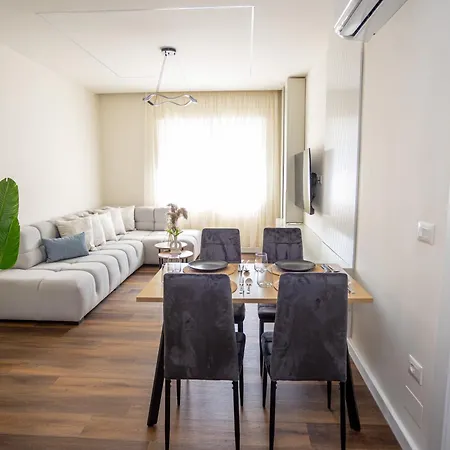 Iunn 3 Apartment